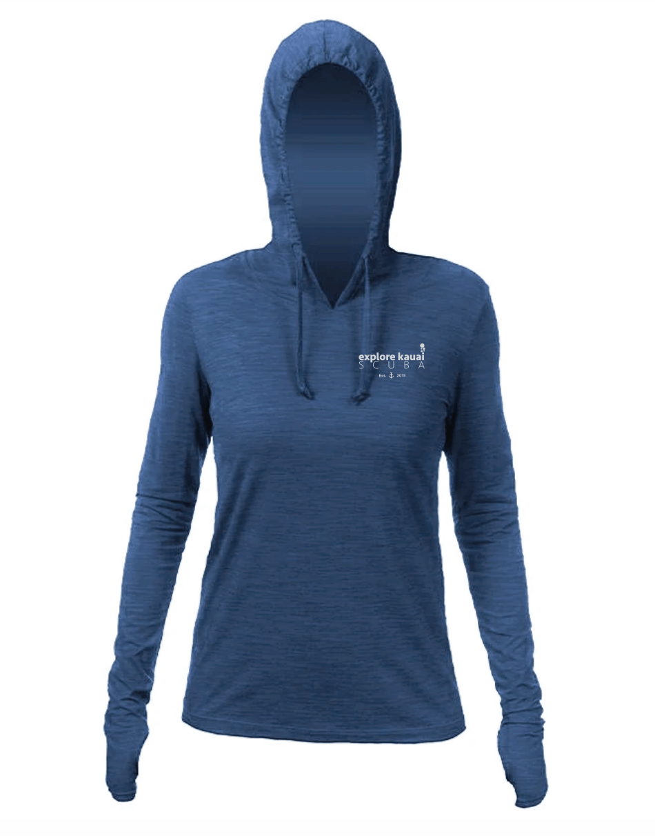 a woman wearing a blue shirt